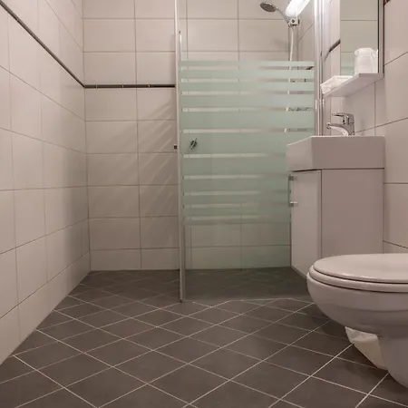 Hotel Oppheim & 3*