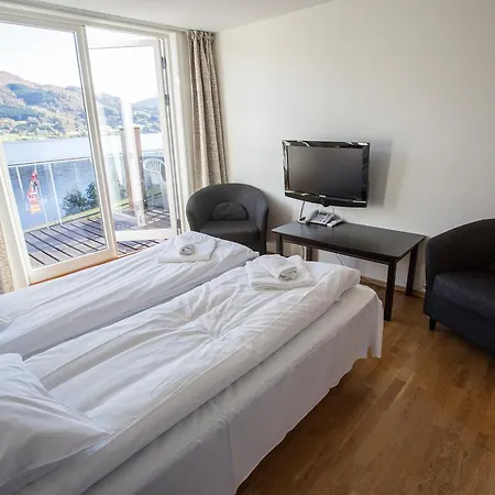 Hotel Oppheim & 3*